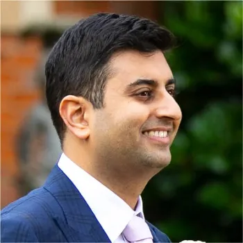 Dr Nikunj Davda picture