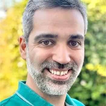 Dr Jorge Cardoso picture