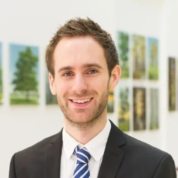 Dr Chris Jones